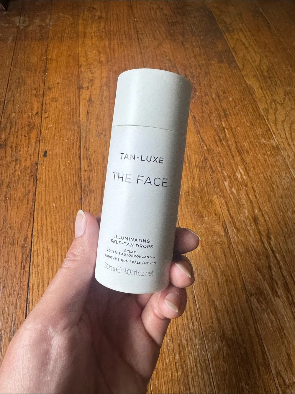 Tan Luxe The Face Illuminating Self-Tan Drops - light/medium - brand new - Picture 2 of 5